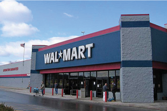 wal mart Top 10 Electronic Stores in USA